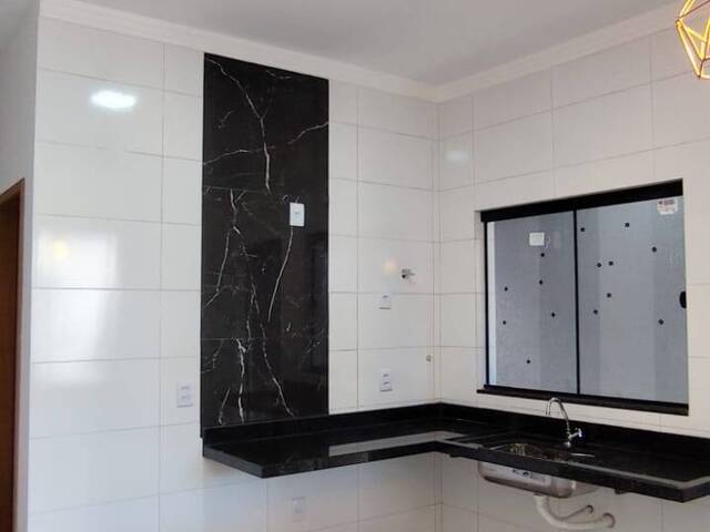 Casa para Venda em Goiânia - 4