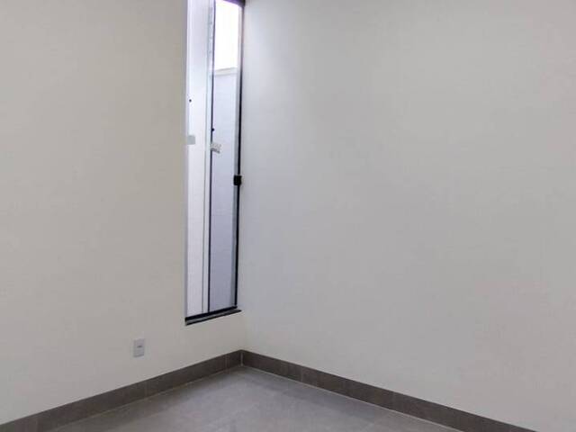 Casa para Venda em Goiânia - 5