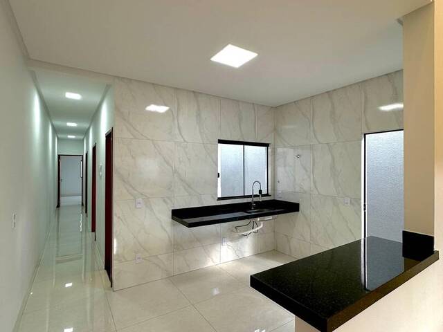 Casa para Venda em Goiânia - 4