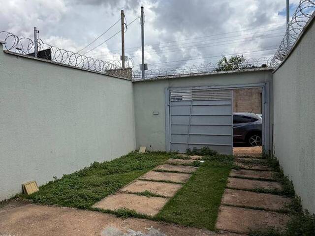 Casa para Venda em Goiânia - 4
