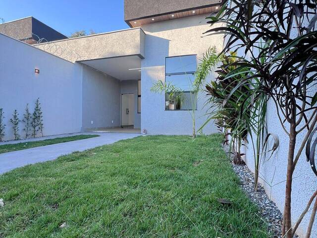 #16 - Casa para Venda em Goiânia - GO