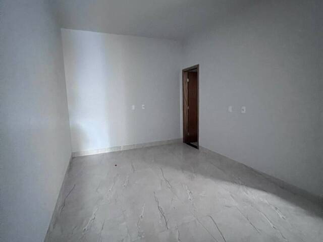 #17 - Casa para Venda em Goiânia - GO