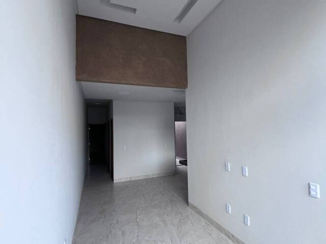 Casa para Venda em Goiânia - 5
