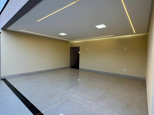 Casa para Venda em Goiânia - 4