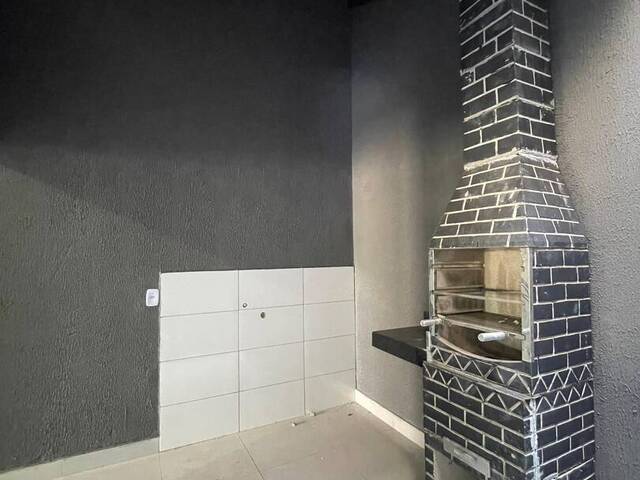 #27 - Casa para Venda em Goiânia - GO