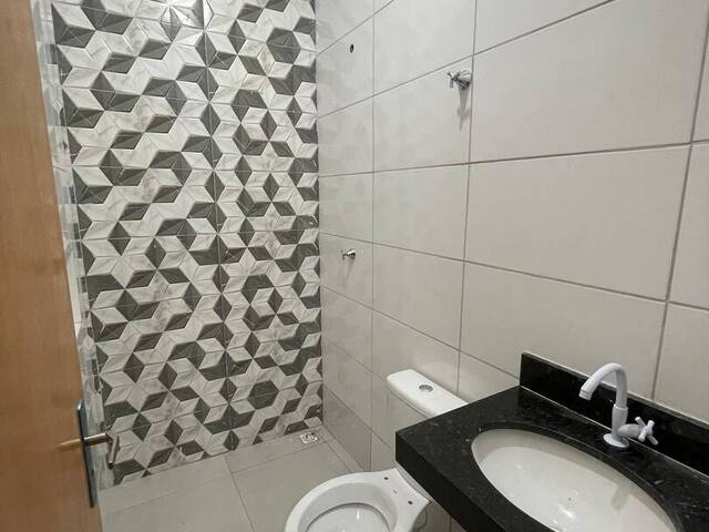 Casa para Venda em Goiânia - 4
