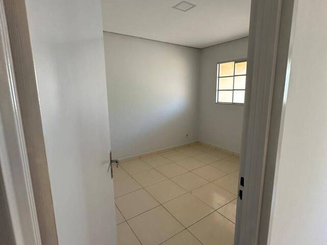 #28 - Casa para Venda em Goiânia - GO