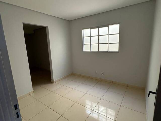 Casa para Venda em Goiânia - 5
