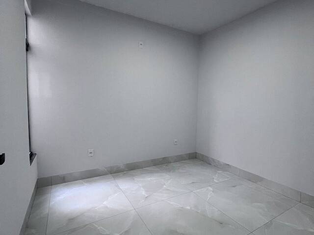 Casa para Venda em Goiânia - 5