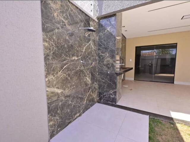 Casa para Venda em Goiânia - 4