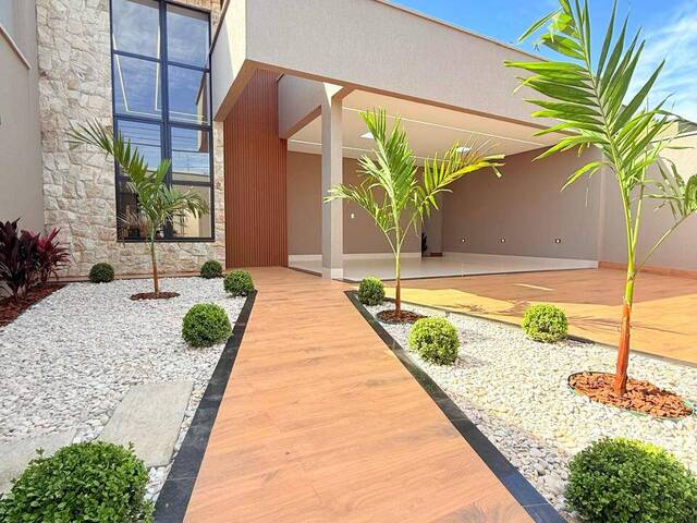 #40 - Casa para Venda em Goiânia - GO
