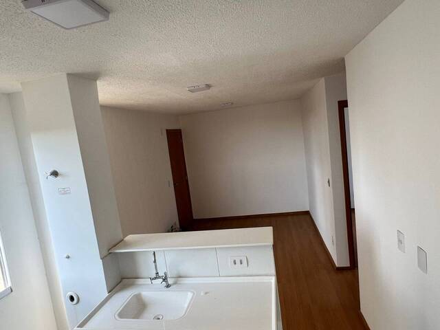 #43 - Apartamento para Venda em Goiânia - GO