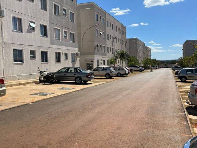 #43 - Apartamento para Venda em Goiânia - GO