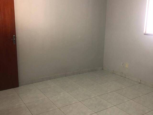 Casa para Venda em Aparecida de Goiânia - 4