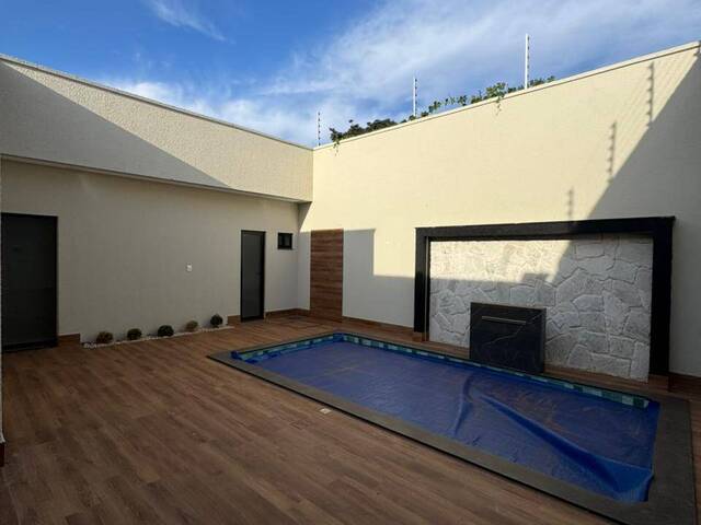 #51 - Casa para Venda em Goiânia - GO