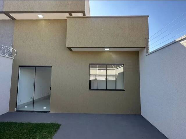 Casa para Venda em Goiânia - 4
