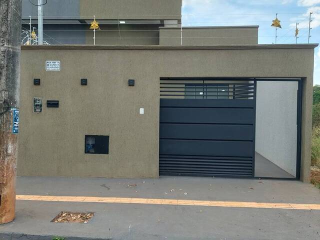 #64 - Casa para Venda em Goiânia - GO