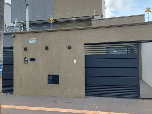 #64 - Casa para Venda em Goiânia - GO